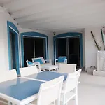 Surfintrip Academy&camp Hostel