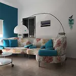 Surfintrip Academy&camp Hostel