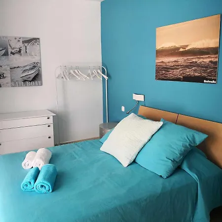 Surfintrip Academy&camp Corralejo