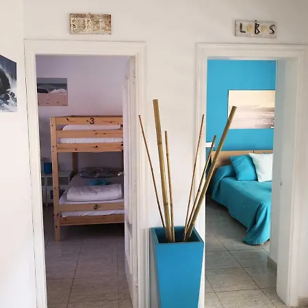 Surfintrip Academy&camp Albergue Corralejo