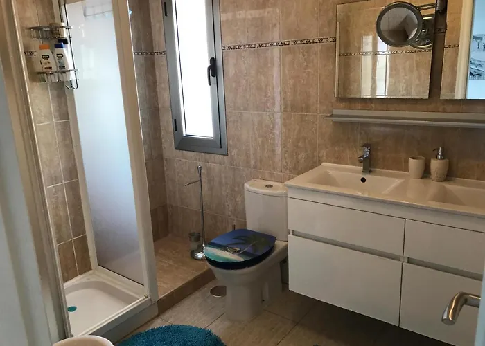 Surfintrip Academy&camp קורלחו