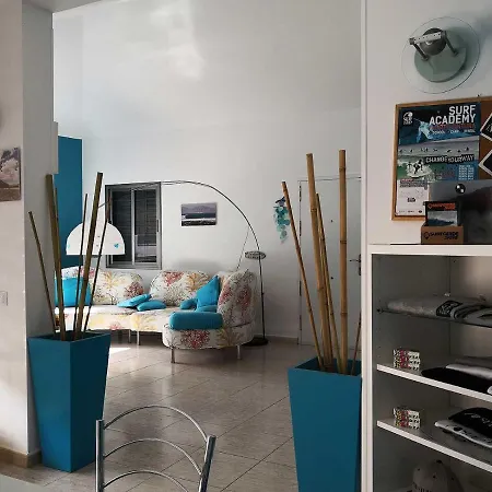 Surfintrip Academy&camp *